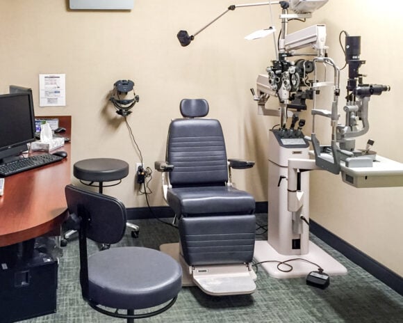 Ocli Garden City Long Island Ophthalmology Clinic Ocli