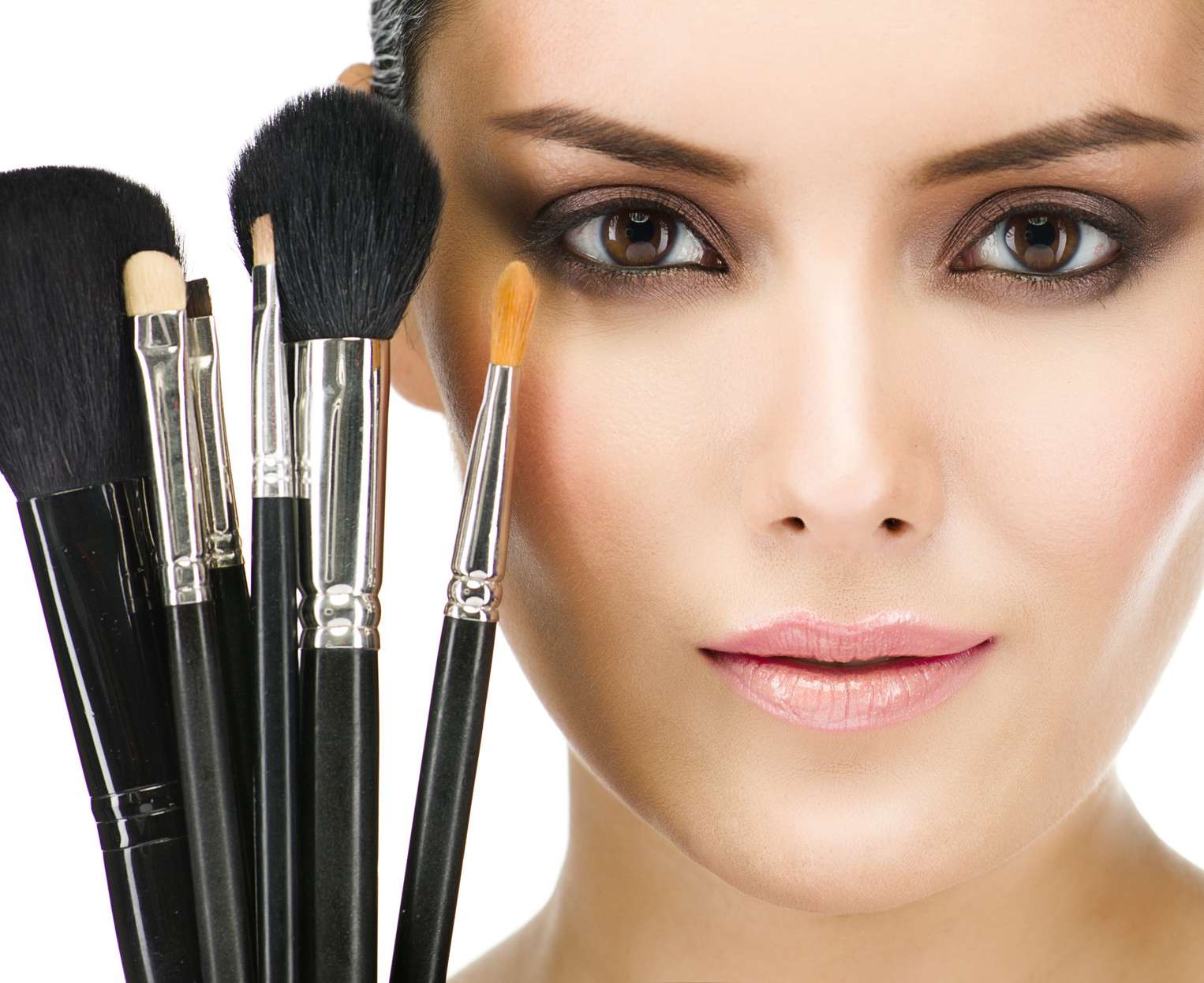 7 Tips for Eye Safety When Wearing Makeup